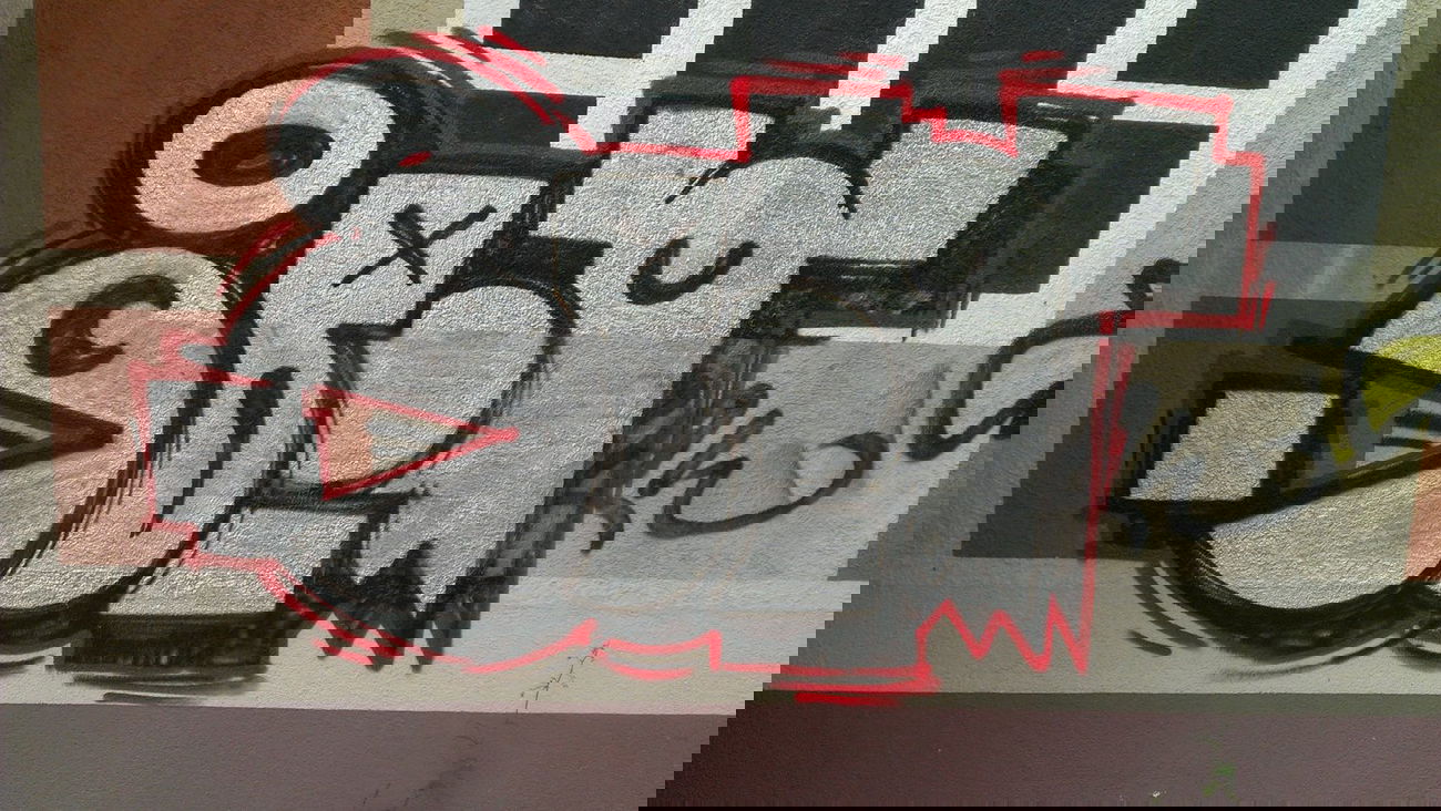 Graffiti Wall - Photo by emilyerdbeere - 8bit, karlsruhe