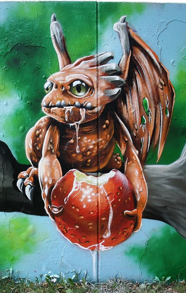 Graffiti Wall - Photo by emon - EMON, PIE-CREW (2014)