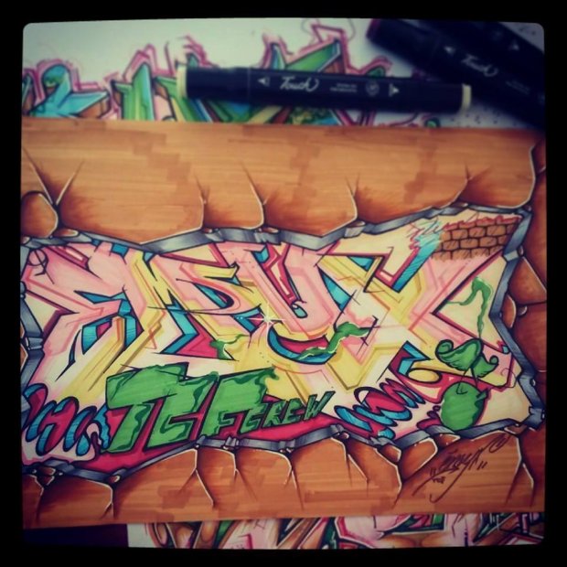 Graffiti Sketch in Adapazar? - Photo by emyxLove - emyx, walls, crash (2014)