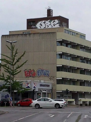 Graffiti Bombing - Photo by energis - NRG, Trust, Beks (2012)