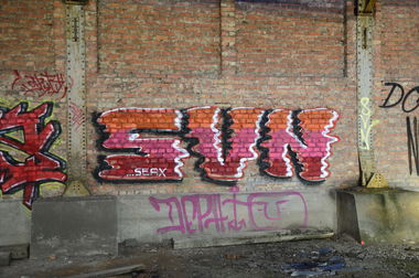 Graffiti Bombing - Photo by energis - SVN, Seax (2013)