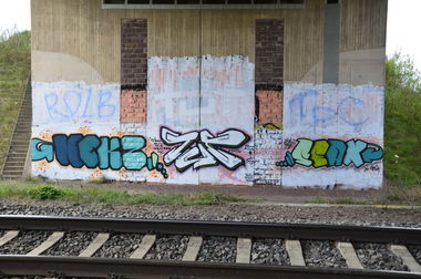 Graffiti Bombing - Photo by energis - Heks, tut, Seax