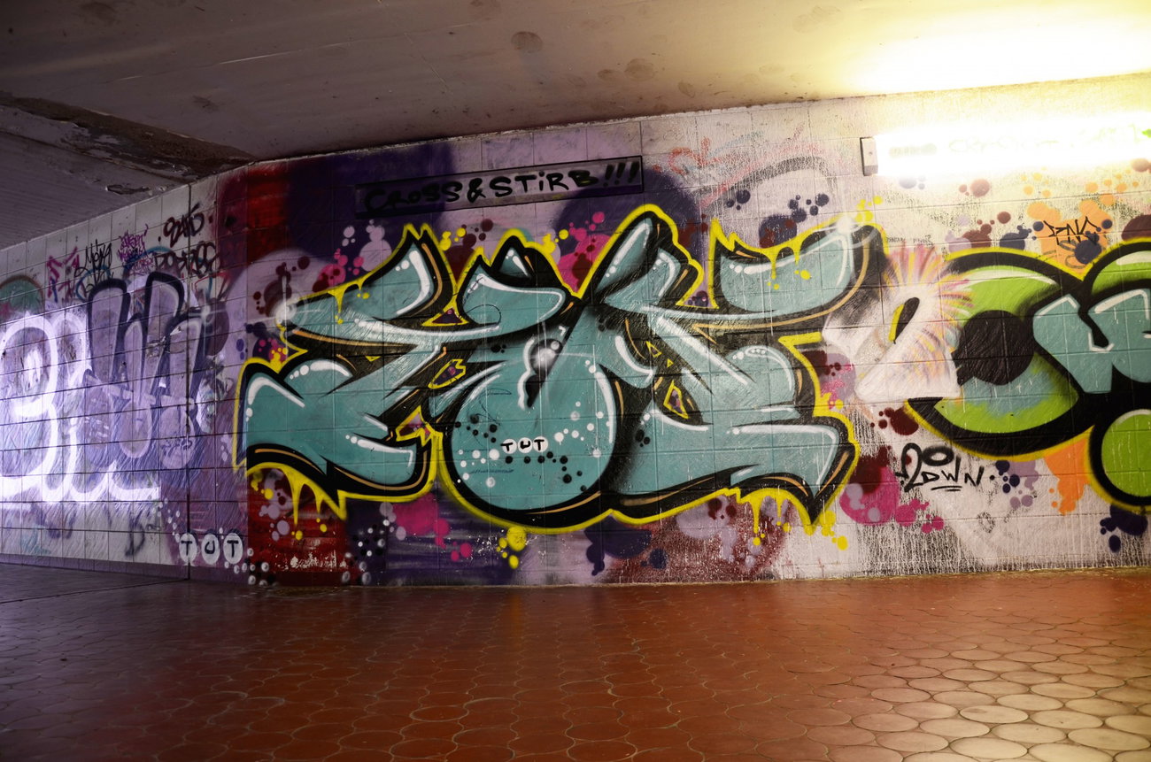 Graffiti Wall - Photo by energis - tut, NRG (2011)