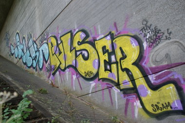 Graffiti Wall - Photo by energis - Pulser, Trust (2015)