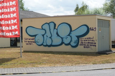 Graffiti Wall - Photo by energis - Trust (2015)
