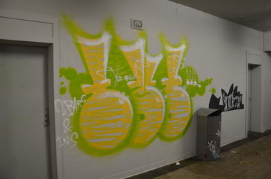 Graffiti Bombing - Photo by energis - tut, NRG (2014)