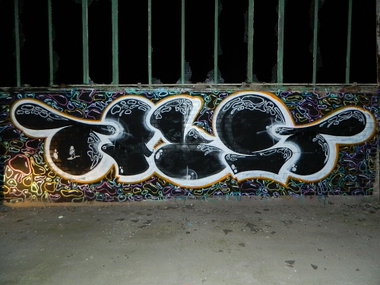 Graffiti Wall - Photo by energis - Trust, France, NRG (2012)