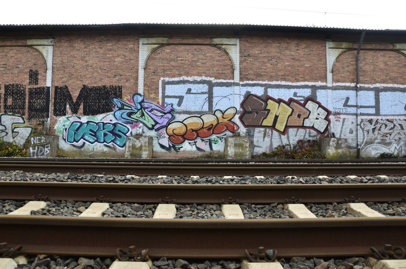 Graffiti Bombing - Photo by energis - Heks, TUT, Seax (2014)