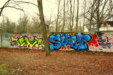 Graffiti Wall - Photo by energis - TRUST, SLEEP (2014)