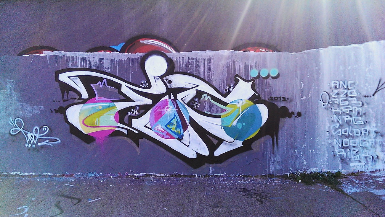 Graffiti Wall - Photo by energis - TUT, NRG, Saarbrücken (2013)