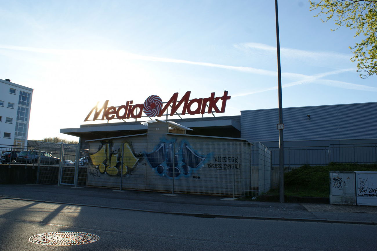 Graffiti Bombing - Photo by energis - TUT, Saarbrücken (2015)