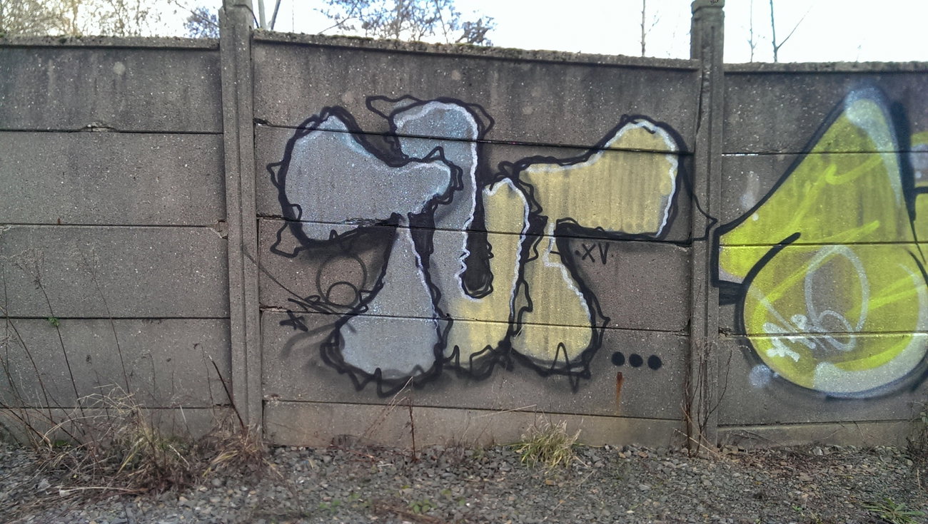 Graffiti Wall - Photo by energis - TUT, NRG (2015)