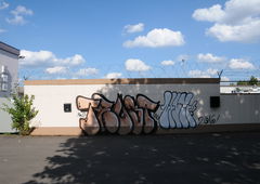 Graffiti Bombing - Photo by energis - Trust, Zeuge (2016)