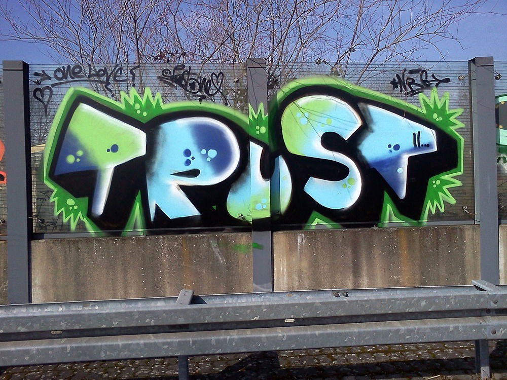 Graffiti Bombing - Photo by energis - Trust, NRG (2011)