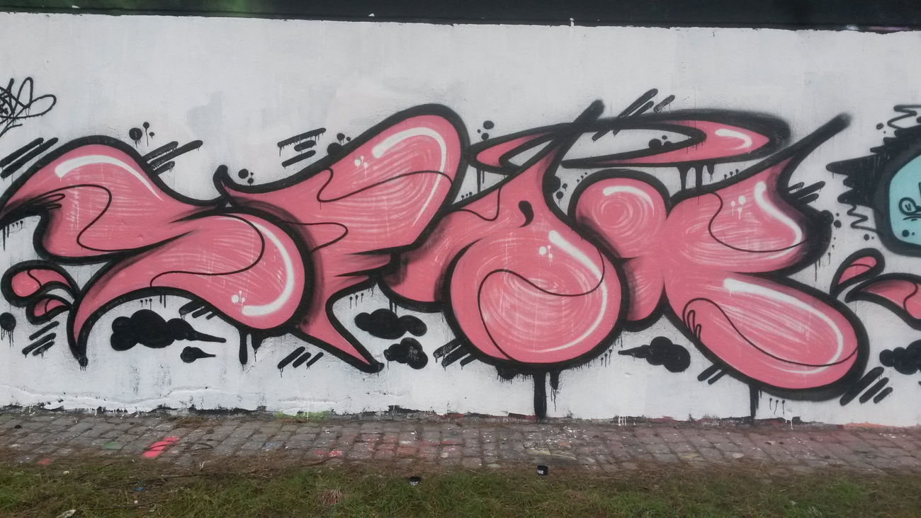 Graffiti Wall - Photo by energis - Seax (2015)