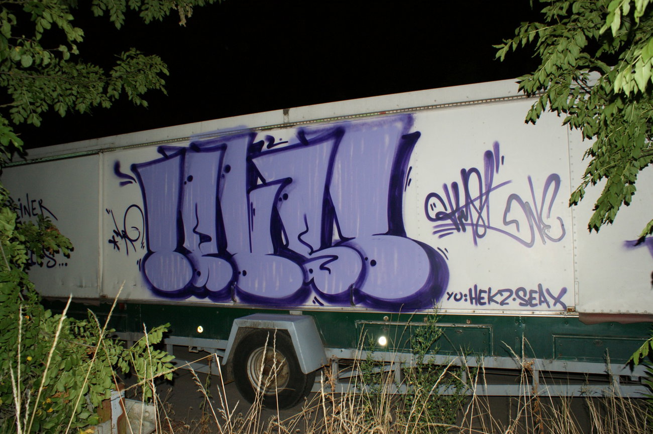 Graffiti Wall - Photo by energis - Trust (2015)
