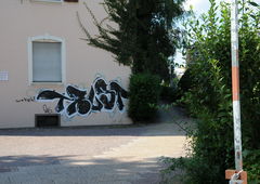 Graffiti Wall - Photo by energis - Trust (2016)