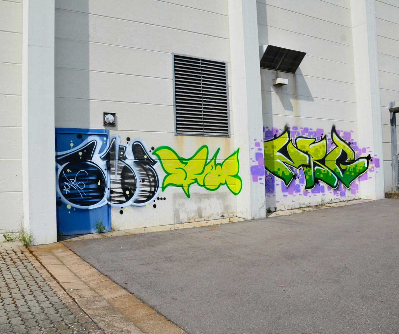 Graffiti Wall - Photo by energis - TUT, Seax, NRG (2014)