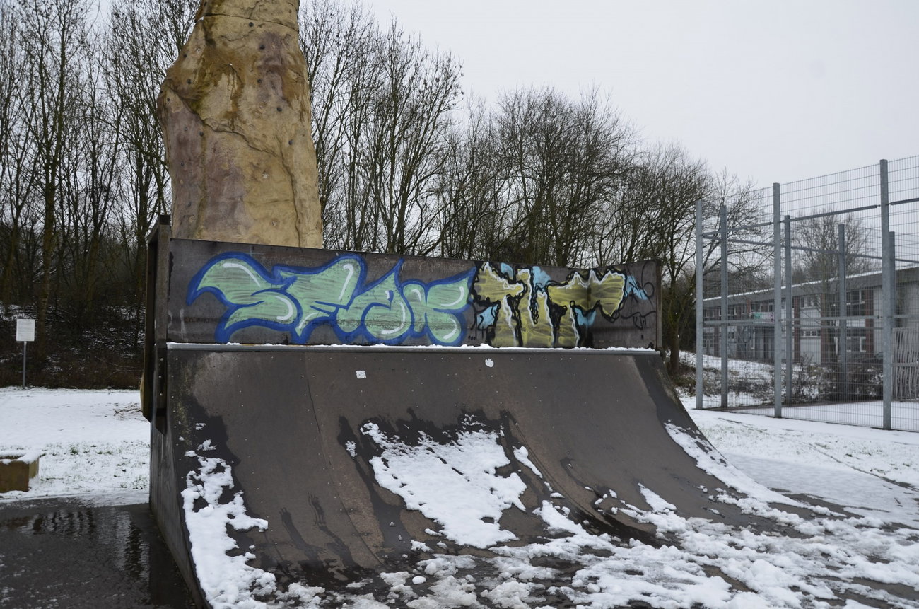 Graffiti Wall - Photo by energis - Seax, TUT, NRG (2014)