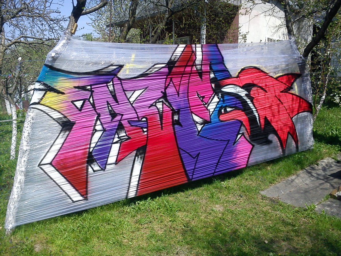 Graffiti Artwork in Elblag - Photo by enzym - enzym (2013)