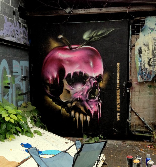Graffiti Wall - Photo by ephiq - ephiq, fruits, of