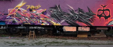 Graffiti Train - Photo by ephiq - scur.ill, ephiq, fruits