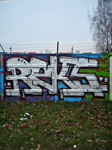 Graffiti Wall - Photo by esceer - REKS
