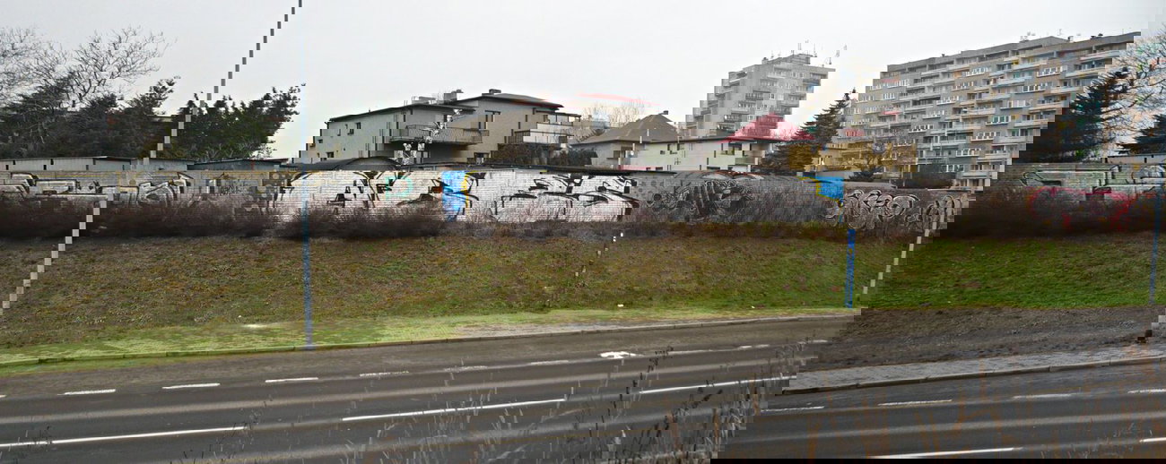 Graffiti Bombing - Photo by esceer