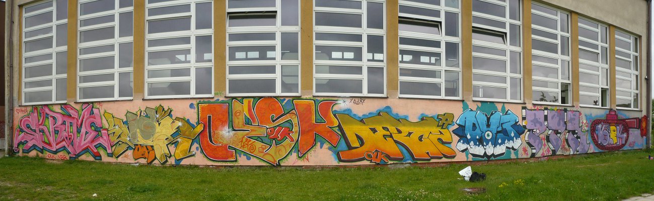 Graffiti Wall - Photo by esceer