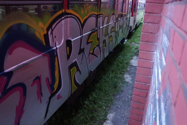 Graffiti Train - Photo by esceer - Reks