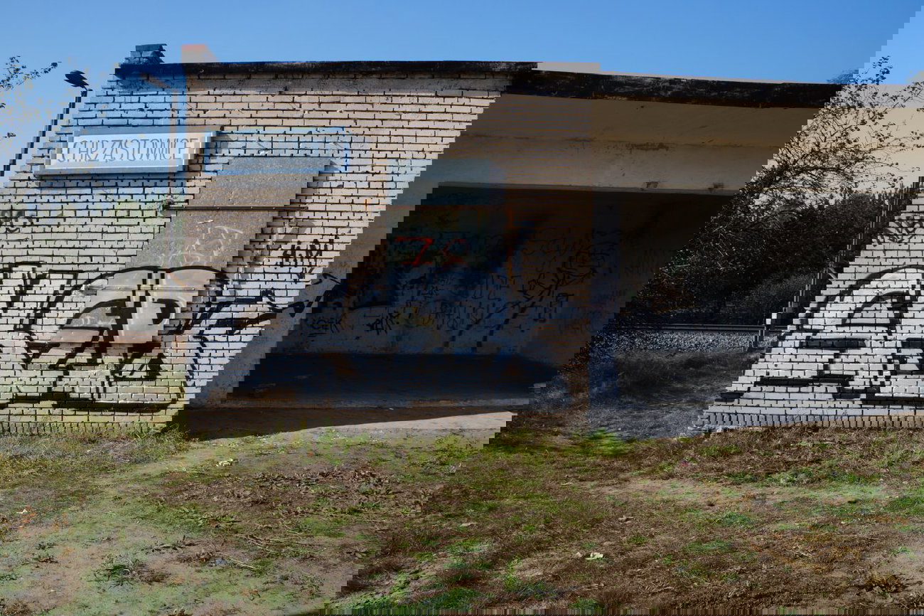 Graffiti Bombing - Photo by esceer - reksker