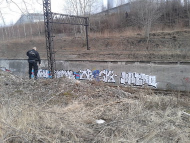 Graffiti Bombing - Photo by esceer