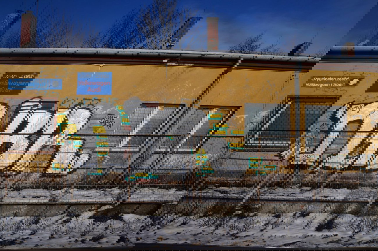 Graffiti Bombing - Photo by esceer - nbr