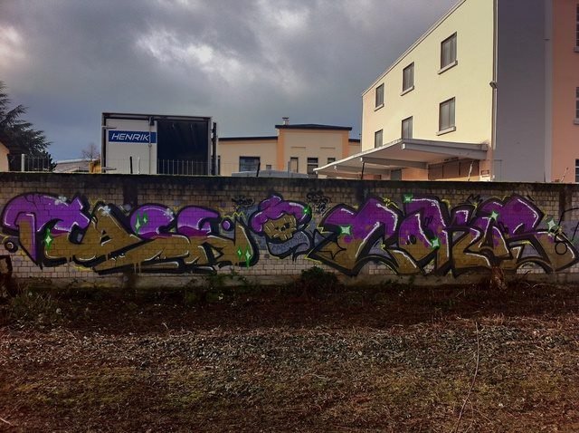 Graffiti Wall in Mannheim - Photo by escyOne - cokus, cks, 12