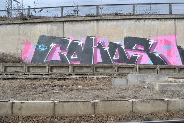 Graffiti Wall in Mannheim - Photo by escyOne - cokus, cks, 12