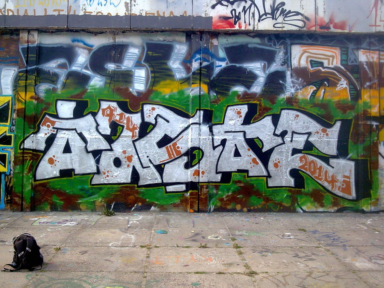 Graffiti Wall in Vilnius - Photo by eser - TASTE, ESER, VILNIUS (2014)
