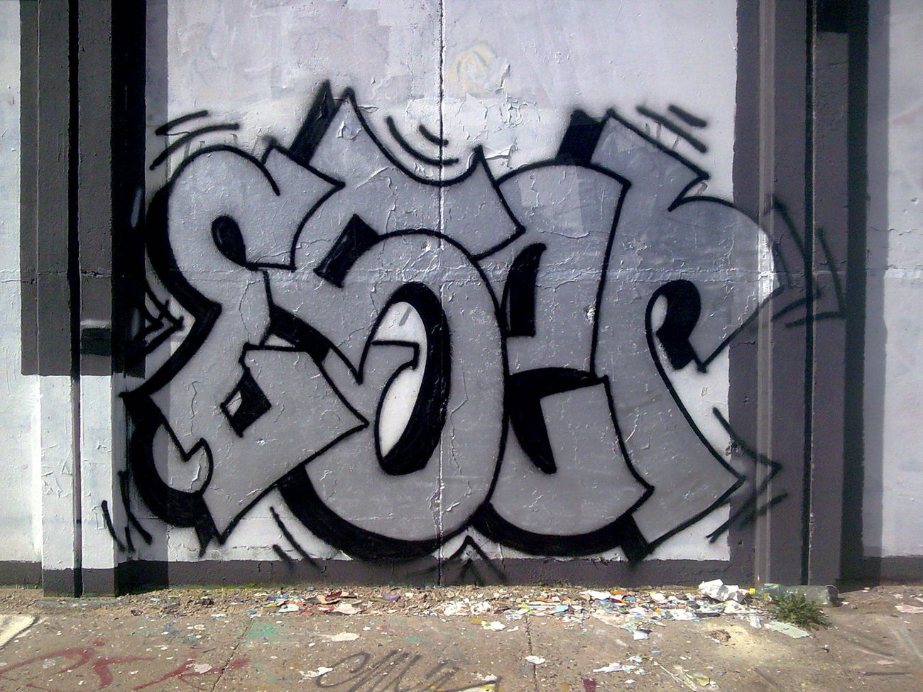 Graffiti Wall in Vilnius - Photo by eser - ESER, VILNIUS