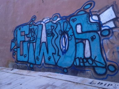 Graffiti Bombing - Photo by etwos