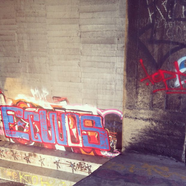 Graffiti Wall - Photo by etwos