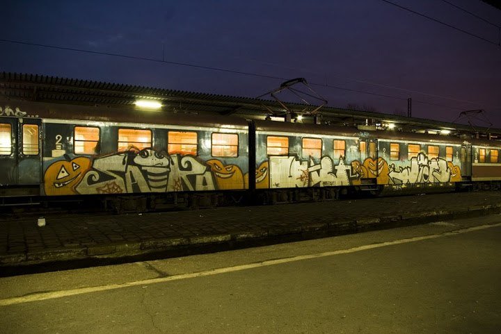 Graffiti Train - Photo by eurT