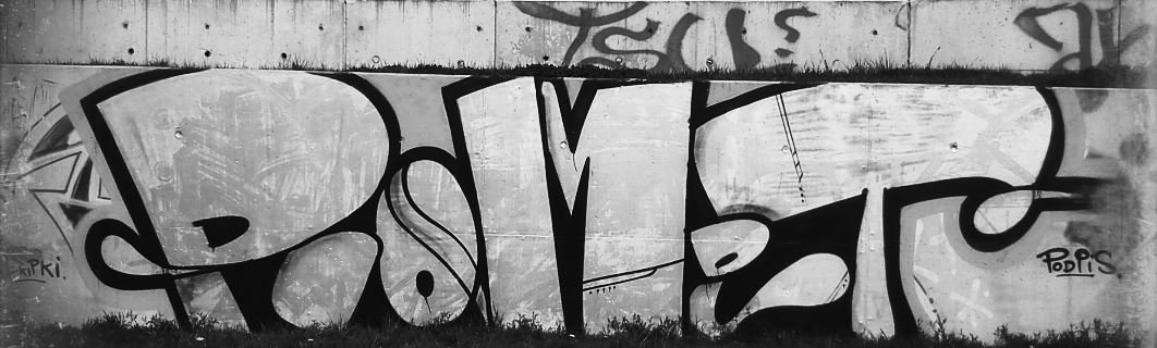 Graffiti Wall - Photo by eurT