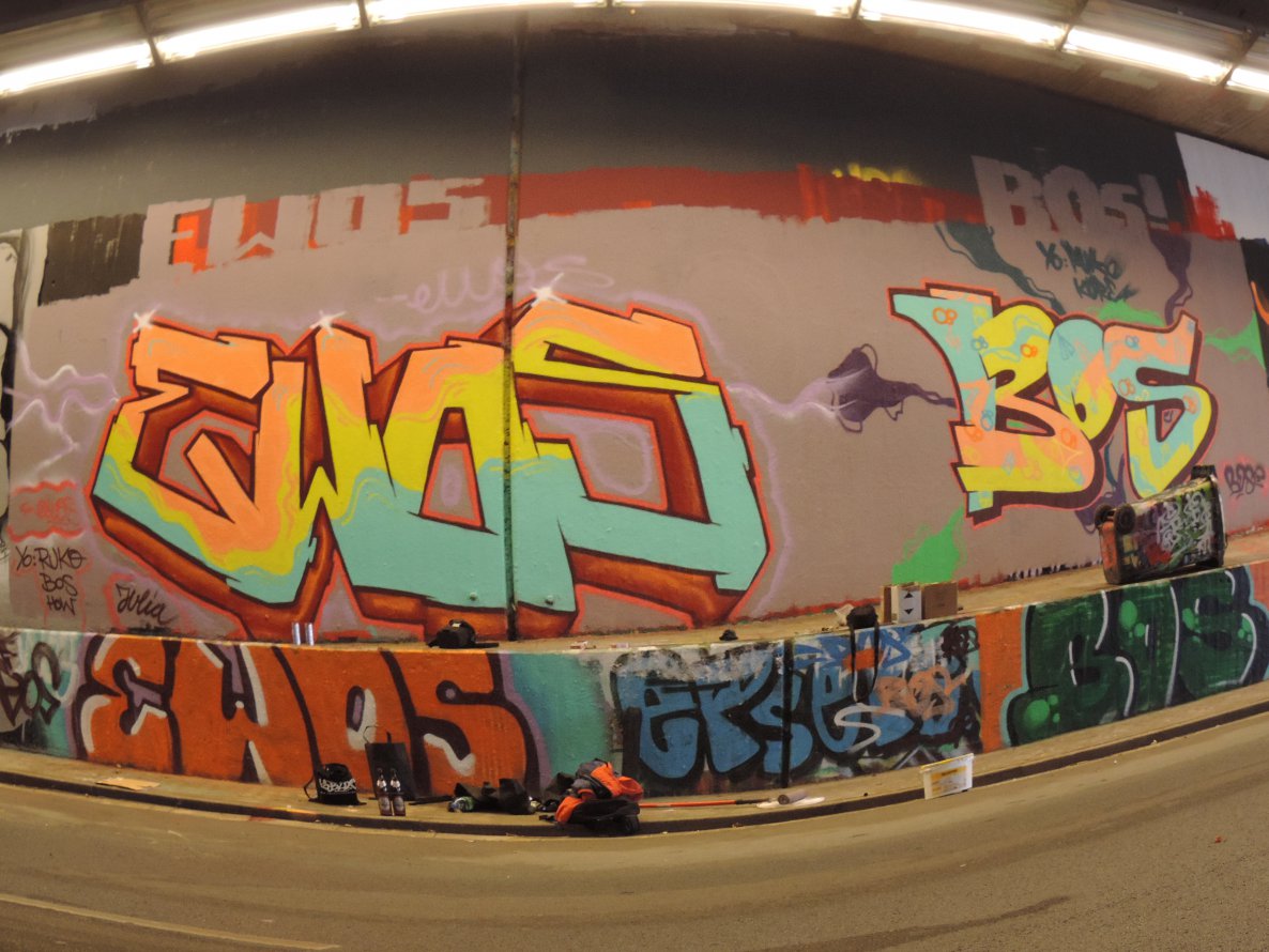 Graffiti Wall - Photo by ewosone (2014)