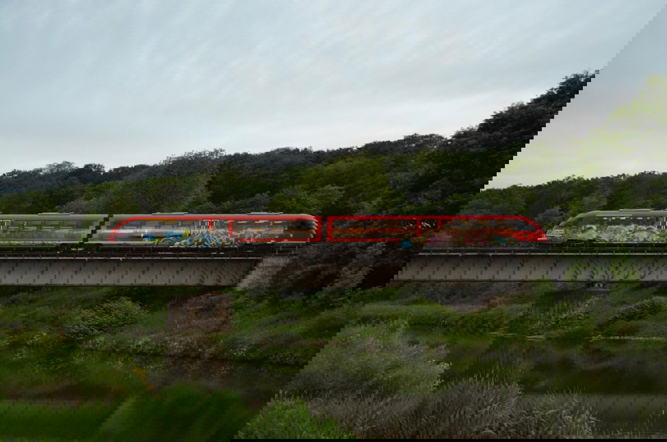 Graffiti Train in Leipzig - Photo by exBahner - train, üf, ddr (2004)