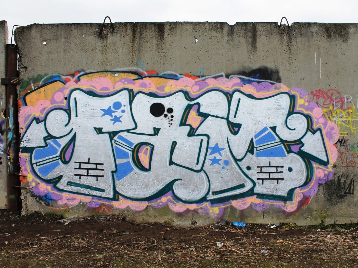 Graffiti Wall - Photo by fam1 - fam1 (2013)