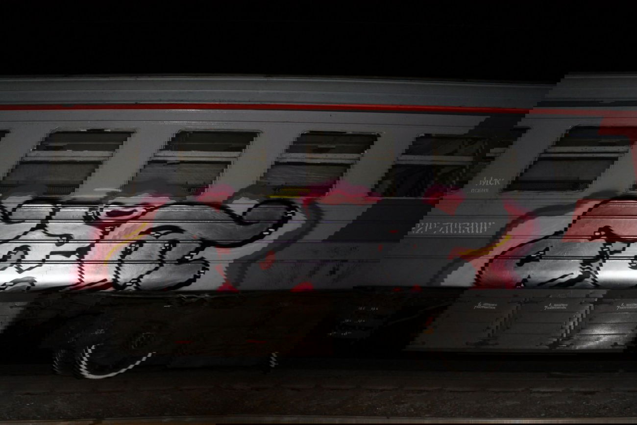 Graffiti Train - Photo by fam1