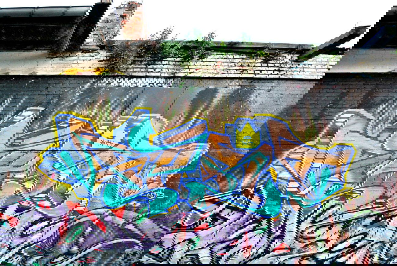 Graffiti Wall - Photo by farbfleck