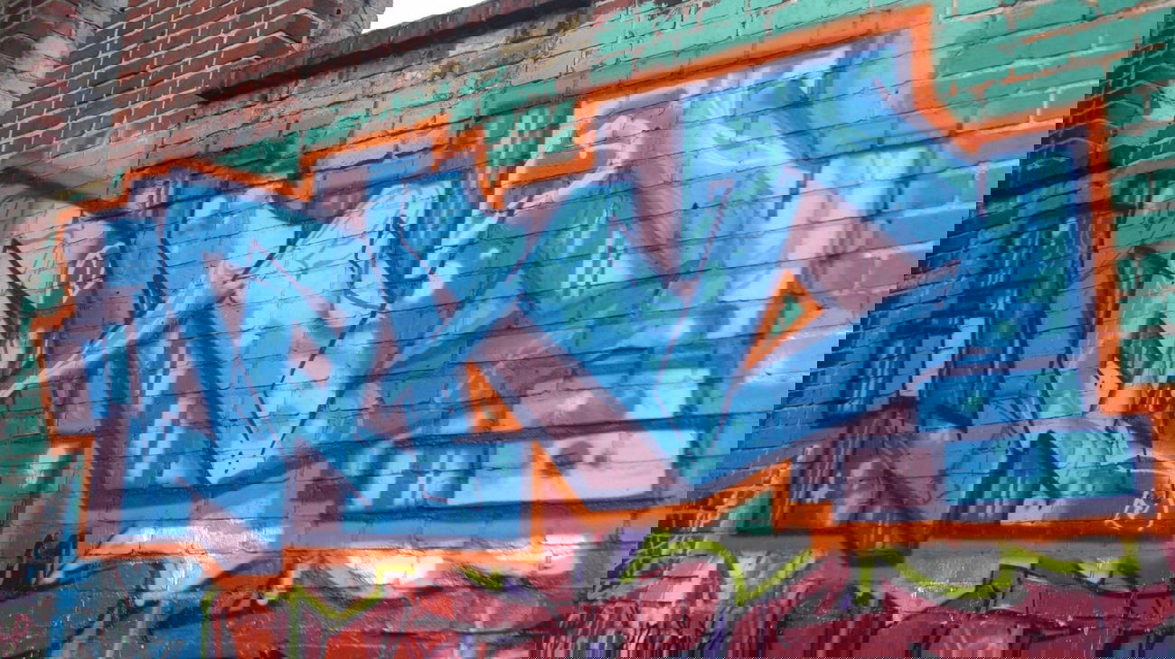 Graffiti Wall - Photo by farbfleck