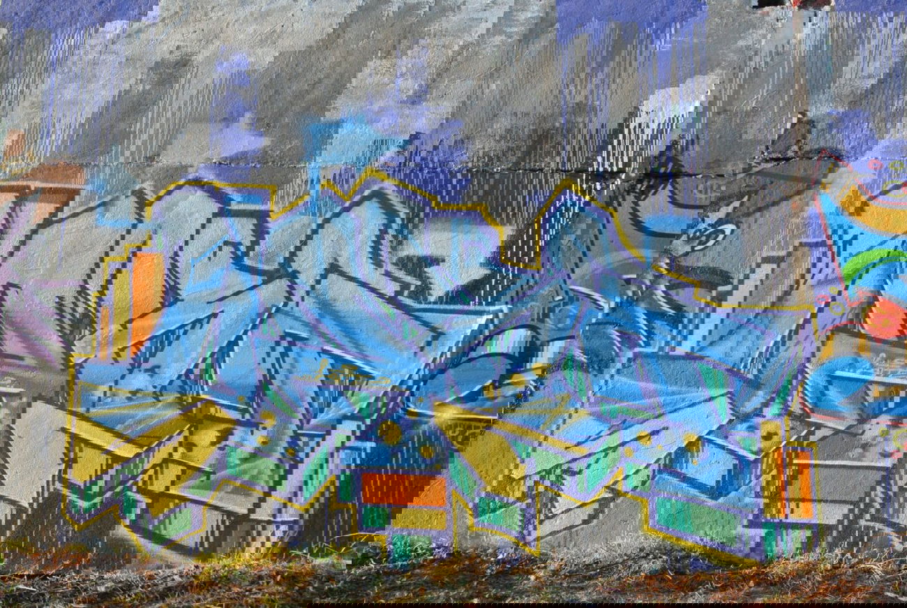 Graffiti Wall - Photo by farbfleck