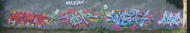 Graffiti Wall - Photo by farbfleck - madlox, gang