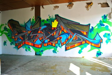 Graffiti Wall - Photo by farbfleck